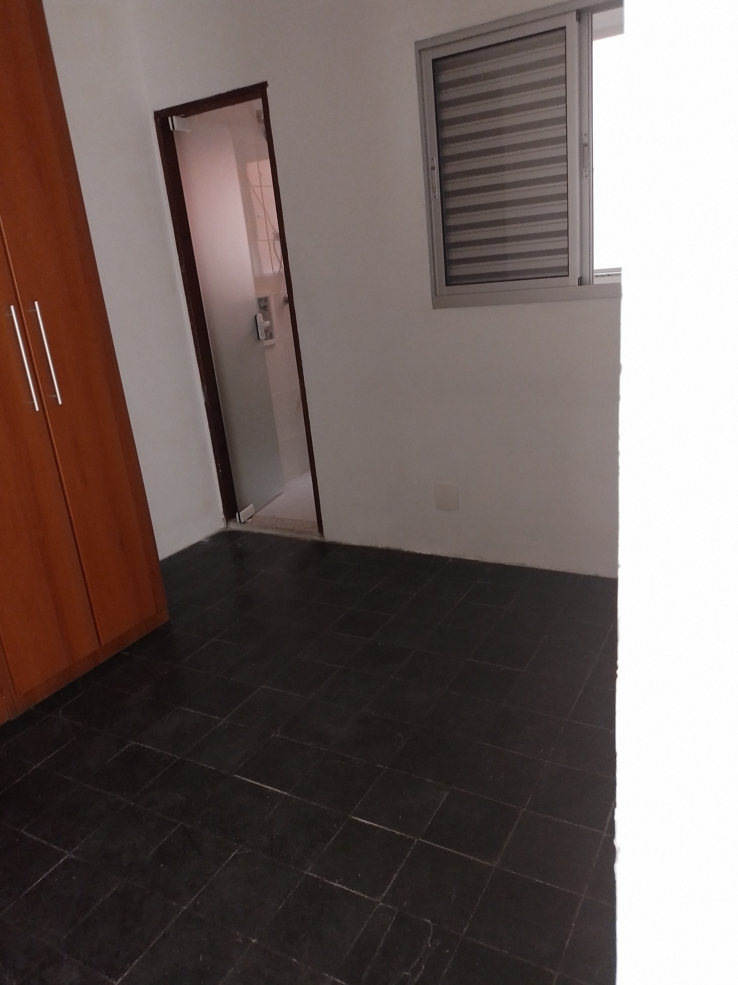 Apartamento à venda com 2 quartos, 68m² - Foto 3