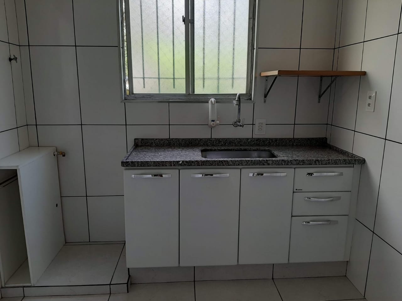 Apartamento à venda com 2 quartos, 50m² - Foto 2