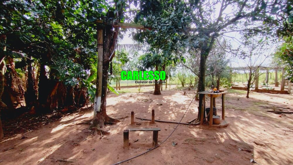 Chácara à venda com 3 quartos, 90m² - Foto 2