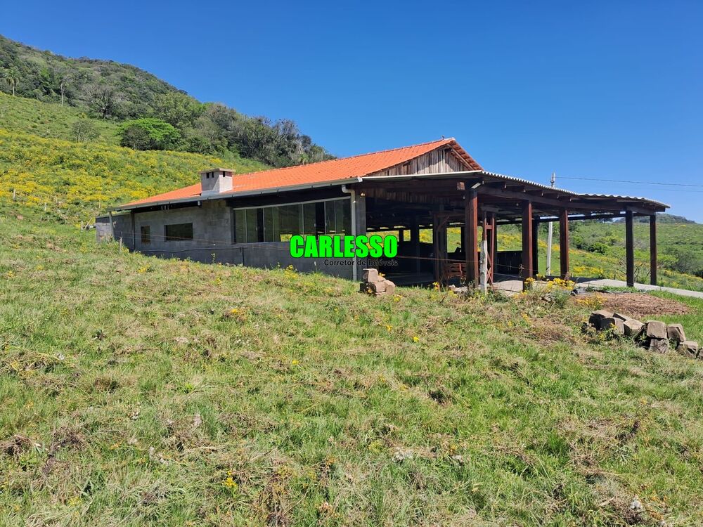Chácara à venda com 1 quarto, 100m² - Foto 2