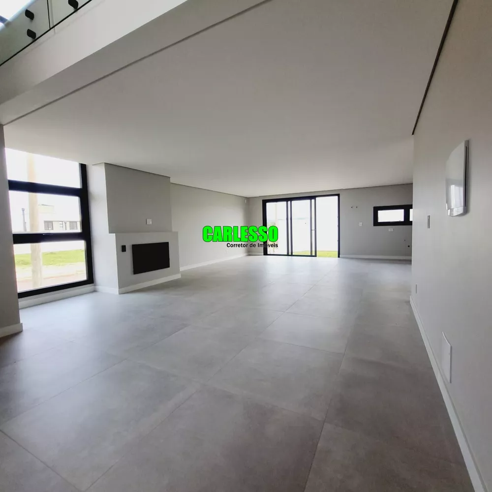 Casa à venda com 3 quartos, 255m² - Foto 4