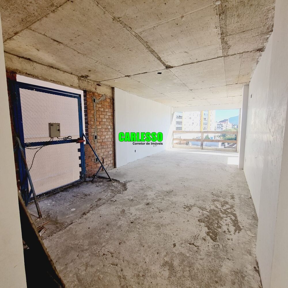 Apartamento à venda com 3 quartos, 140m² - Foto 4