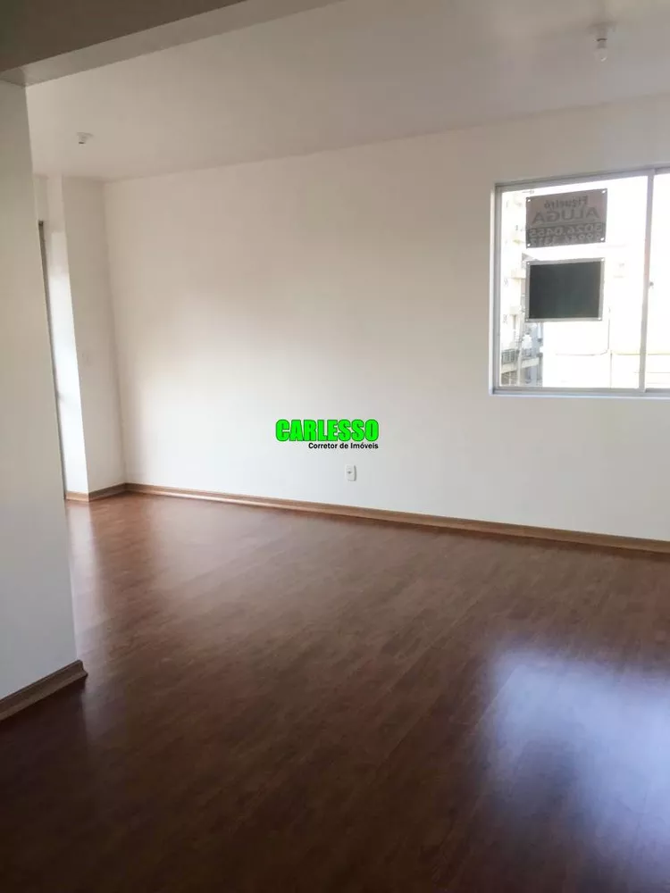 Apartamento à venda com 2 quartos, 85m² - Foto 2