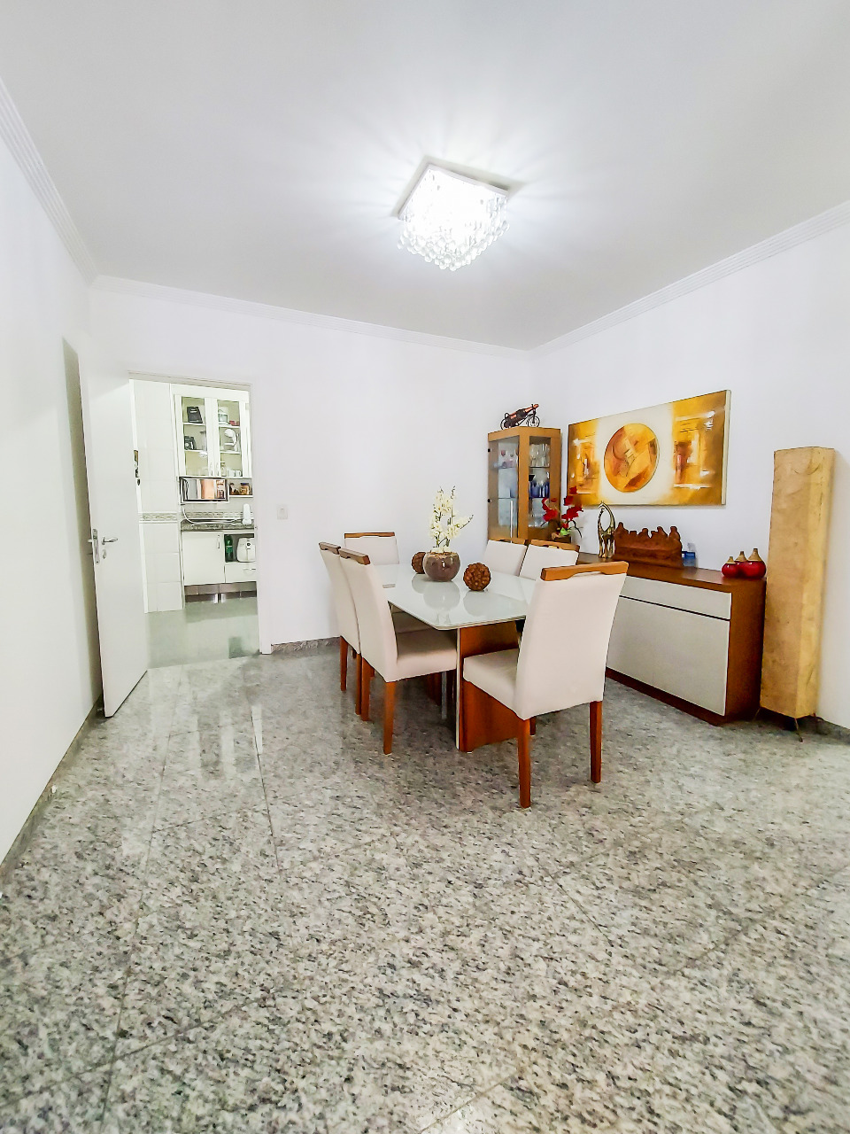 Apartamento à venda com 3 quartos, 113m² - Foto 11