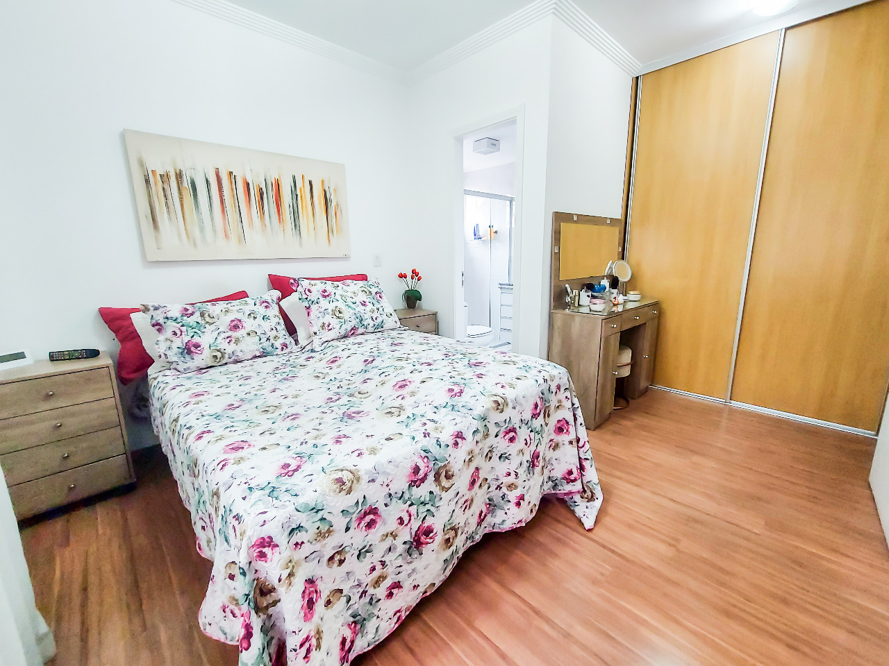 Apartamento à venda com 3 quartos, 113m² - Foto 9