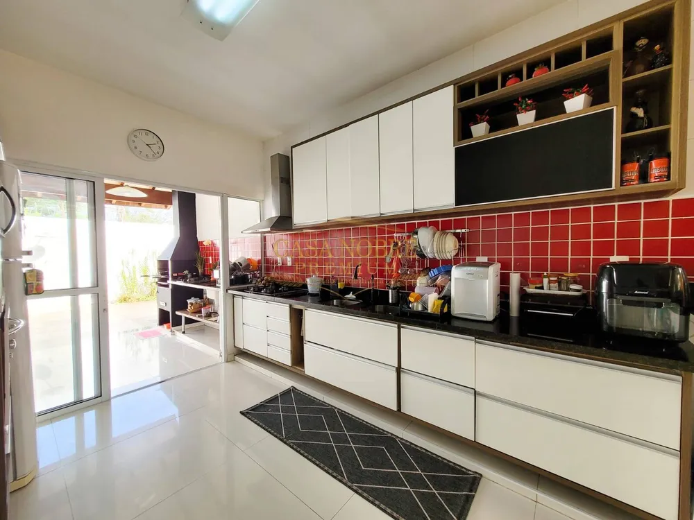 Casa, 3 quartos, 199 m² - Foto 6