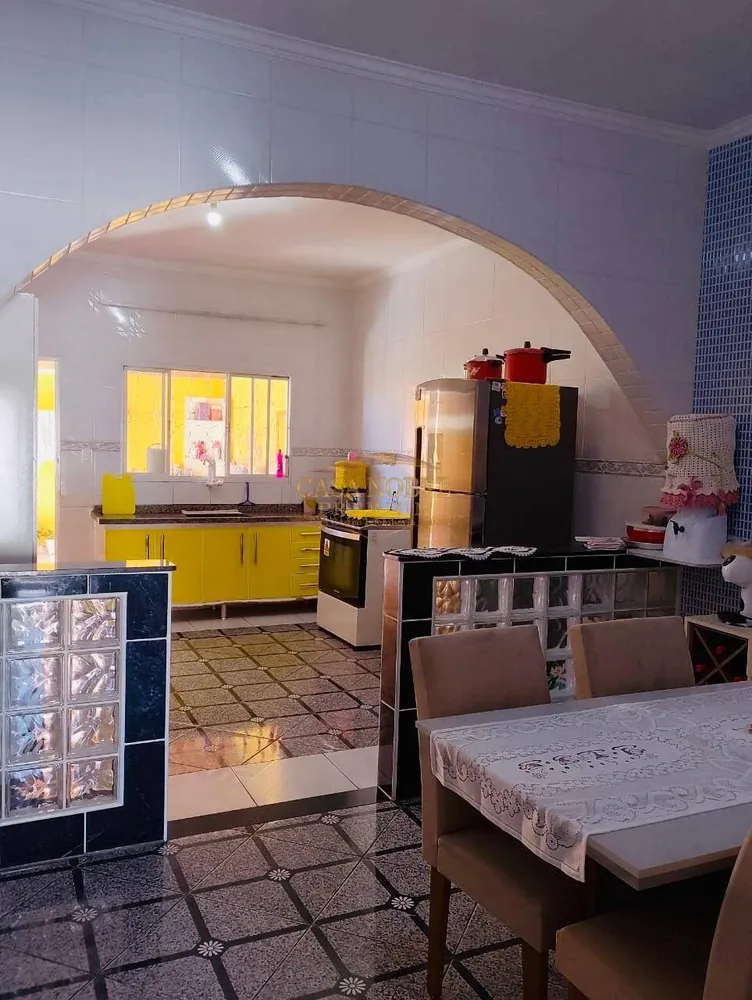 Casa, 3 quartos, 110 m² - Foto 1