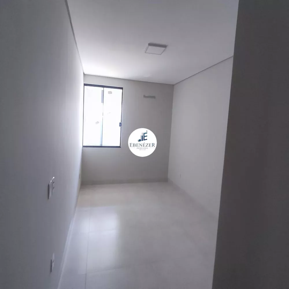 Casa à venda com 2 quartos, 175m² - Foto 6