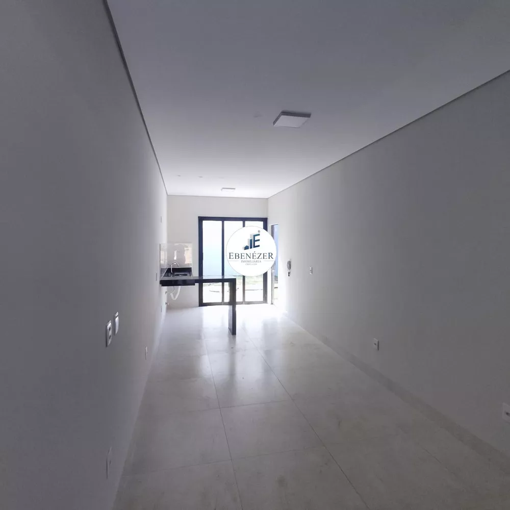 Casa à venda com 2 quartos, 175m² - Foto 4