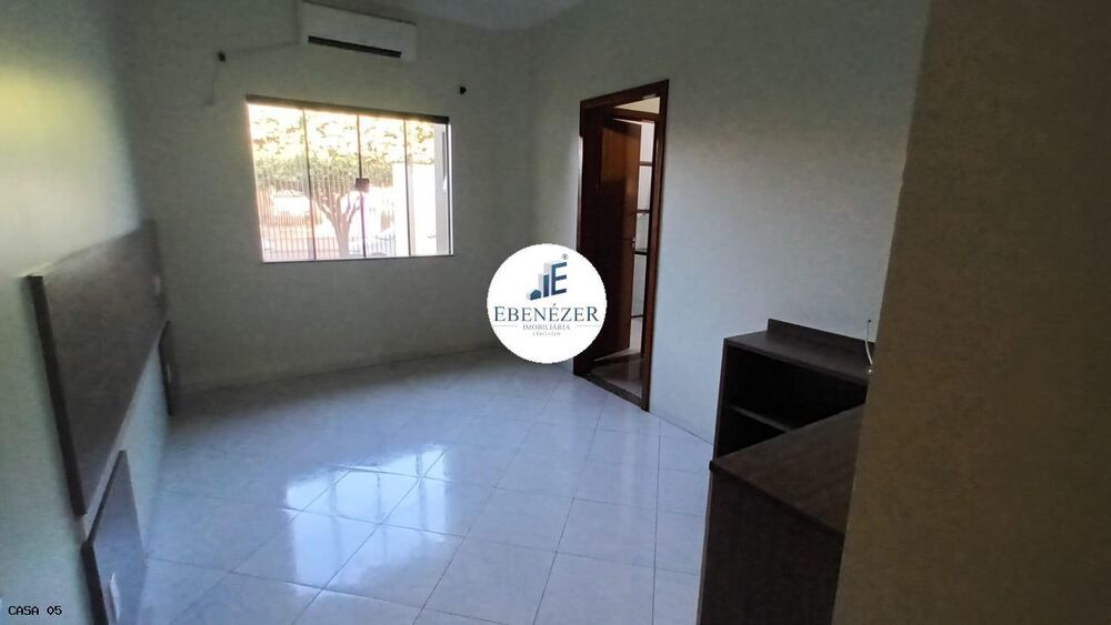 Casa, 3 quartos, 180 m² - Foto 1