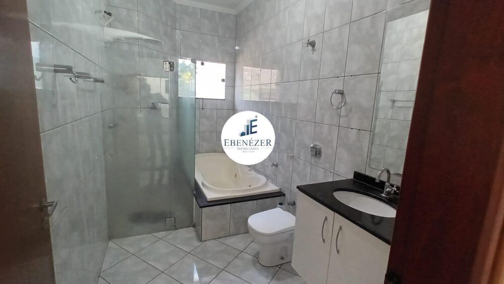 Casa, 3 quartos, 240 m² - Foto 9