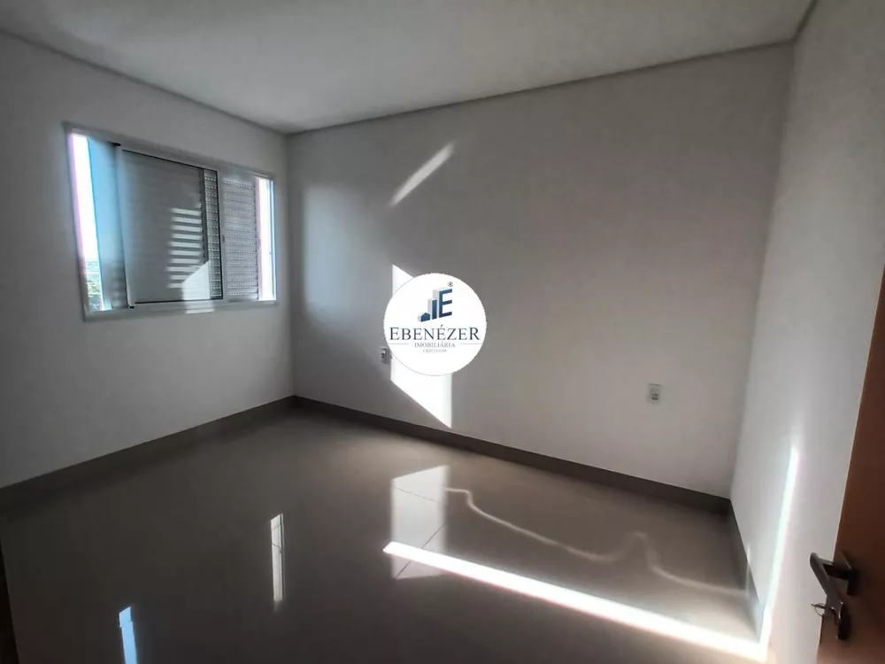 Apartamento para alugar com 3 quartos, 107m² - Foto 8