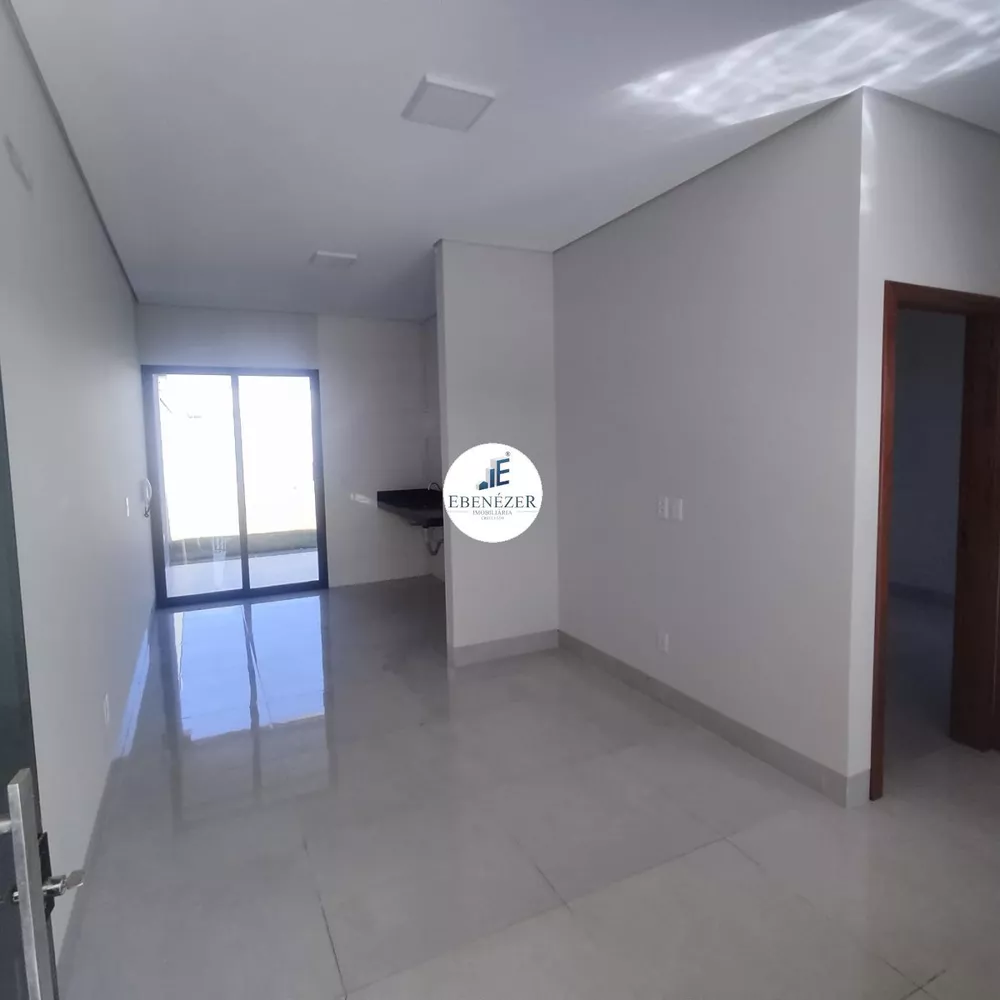 Casa à venda com 2 quartos, 220m² - Foto 3