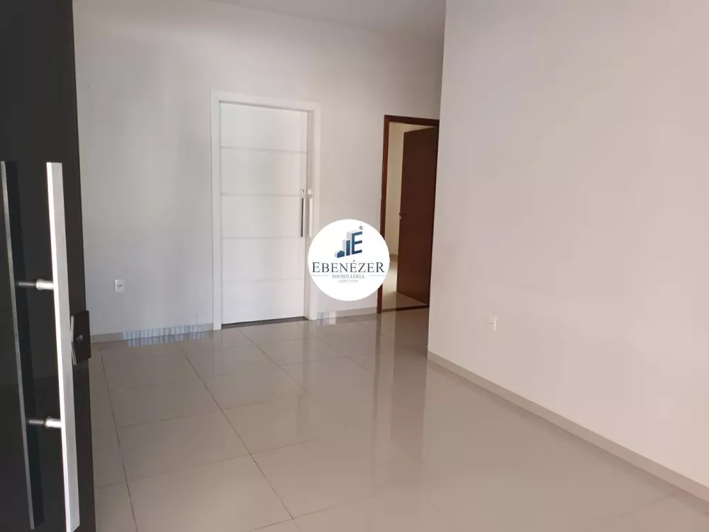 Casa à venda com 3 quartos, 289m² - Foto 3