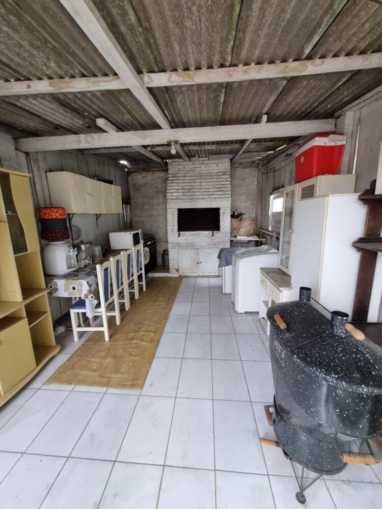 Casa à venda com 5 quartos, 335m² - Foto 3