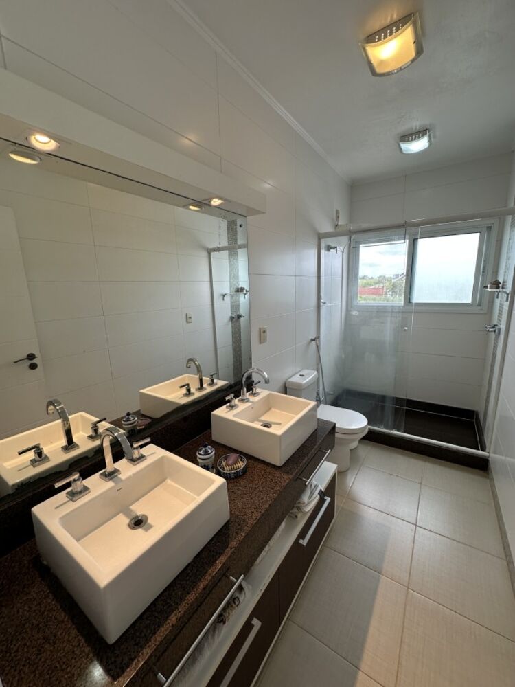 Casa, 3 quartos, 237 m² - Foto 3