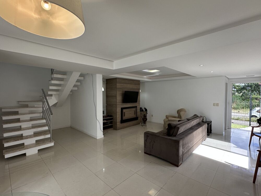 Casa, 3 quartos, 237 m² - Foto 2