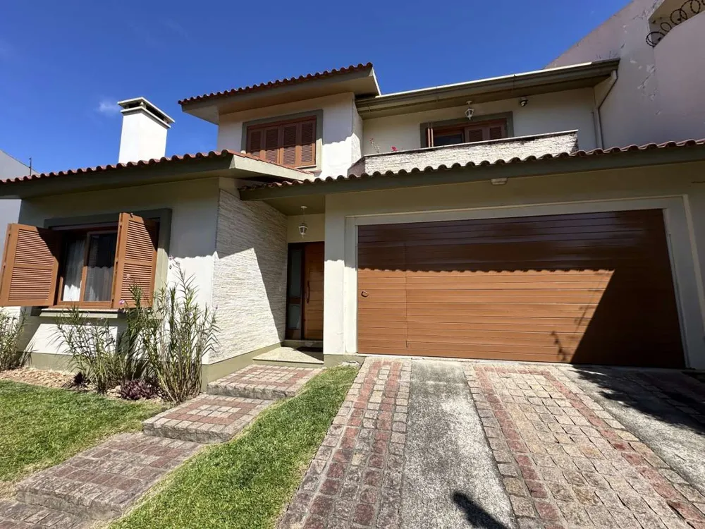 Casa, 3 quartos, 265 m² - Foto 1