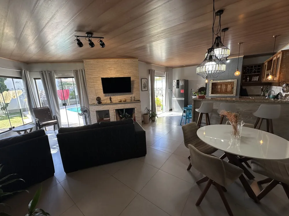 Casa, 3 quartos, 265 m² - Foto 4