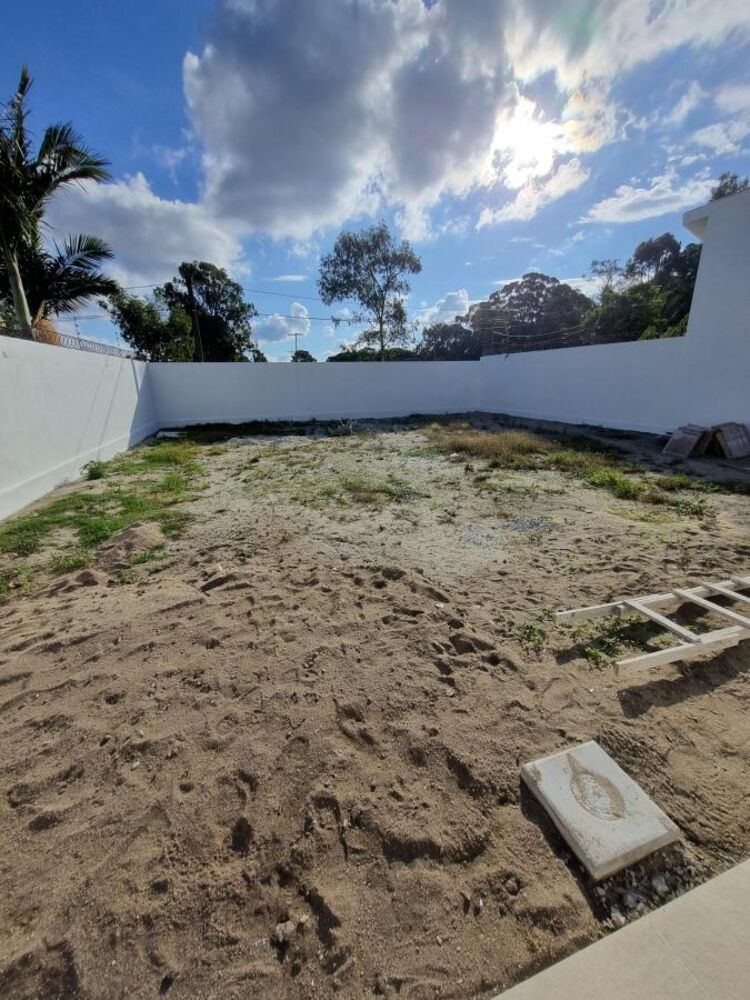 Casa à venda com 3 quartos, 180m² - Foto 3