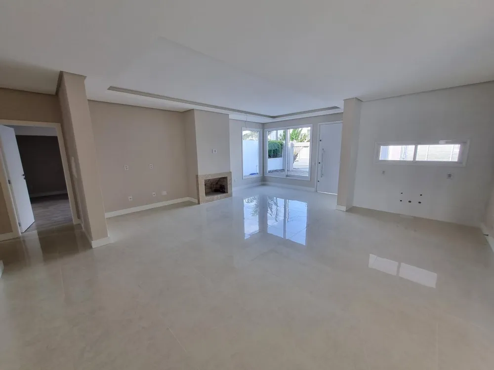 Casa, 3 quartos, 180 m² - Foto 4