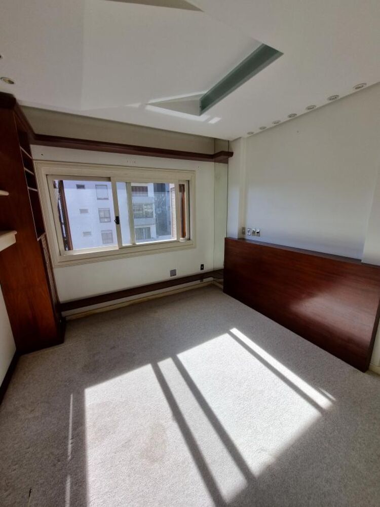 Apartamento à venda com 3 quartos, 300m² - Foto 5