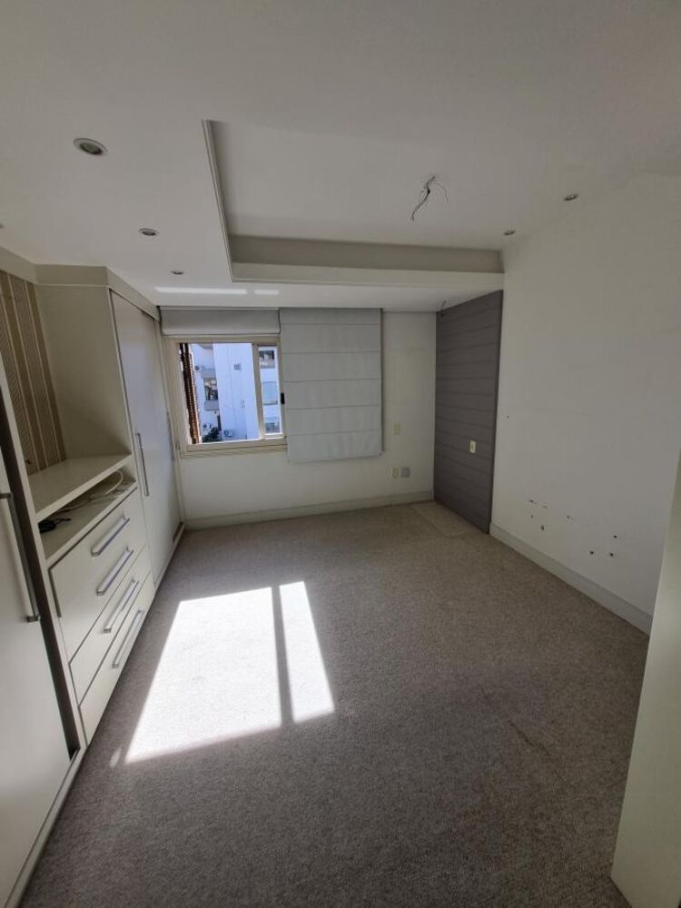 Apartamento à venda com 3 quartos, 300m² - Foto 6