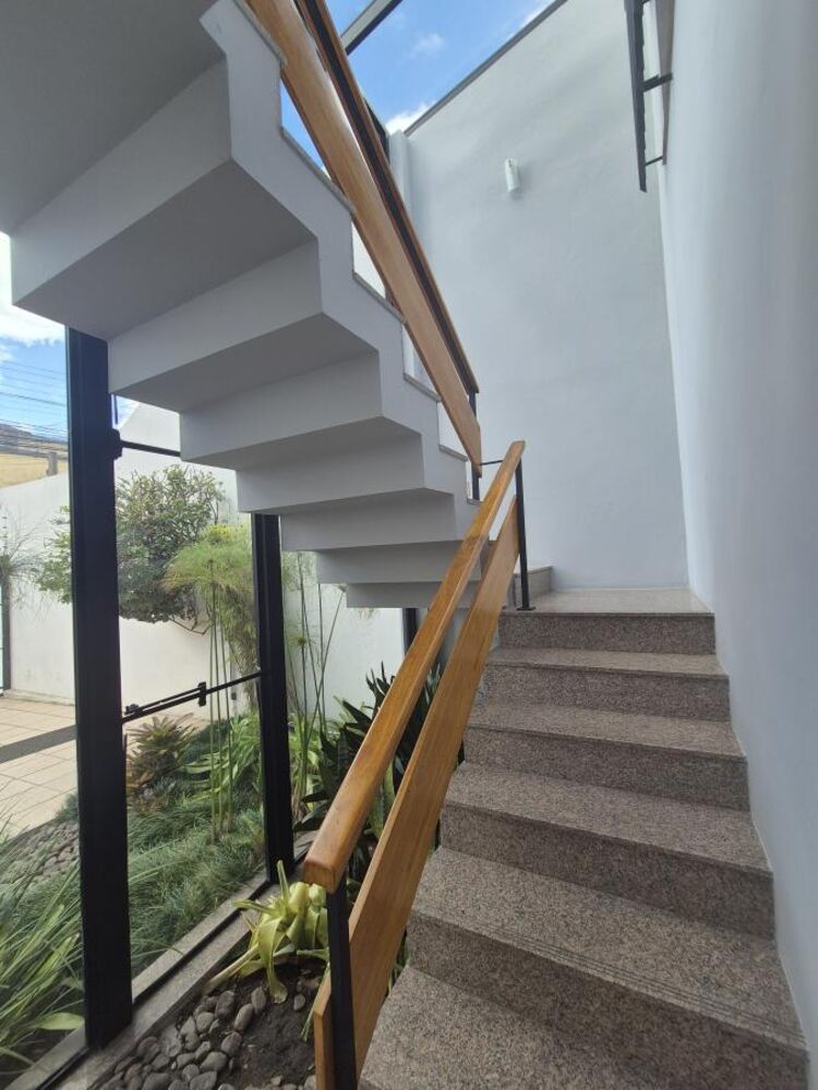 Prédio Inteiro à venda, 195m² - Foto 1