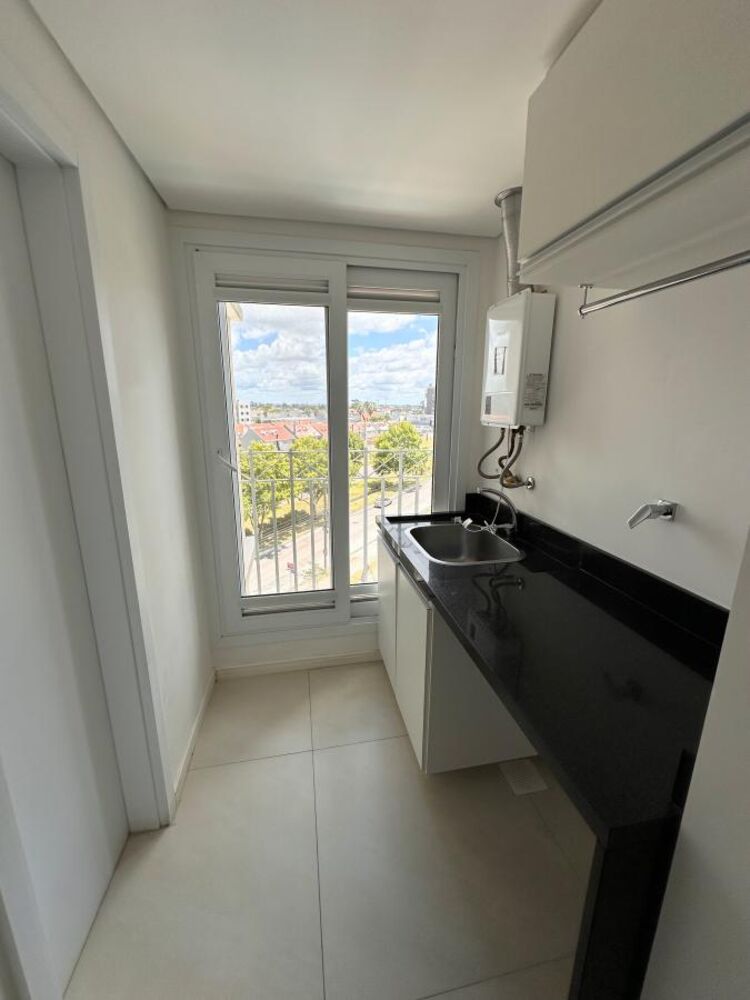 Apartamento à venda com 3 quartos, 138m² - Foto 3