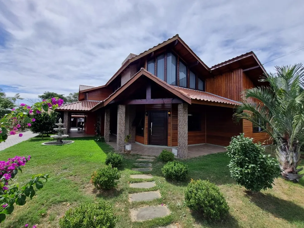 Casa, 3 quartos, 437 m² - Foto 1