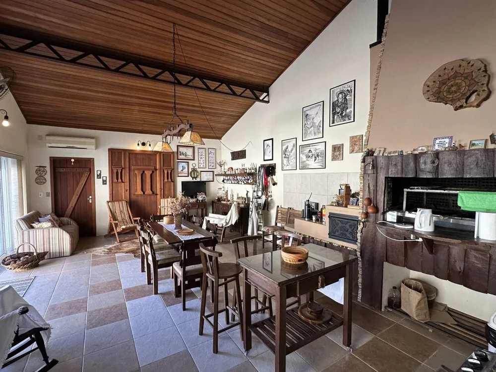 Casa, 3 quartos, 330 m² - Foto 11