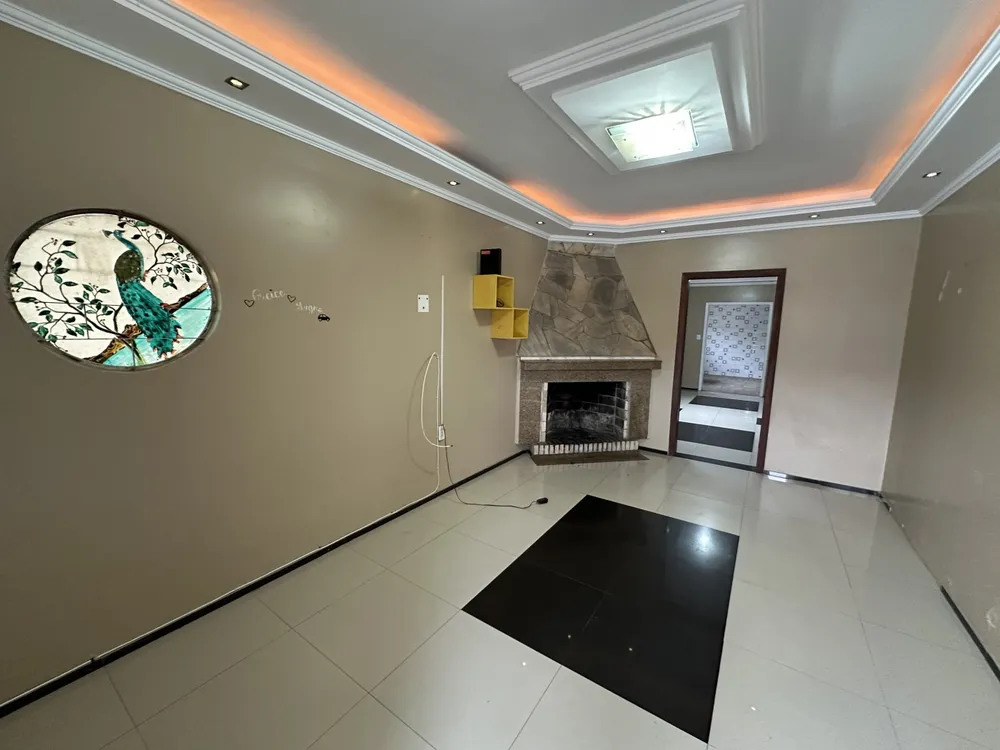 Casa, 6 quartos, 333 m² - Foto 2