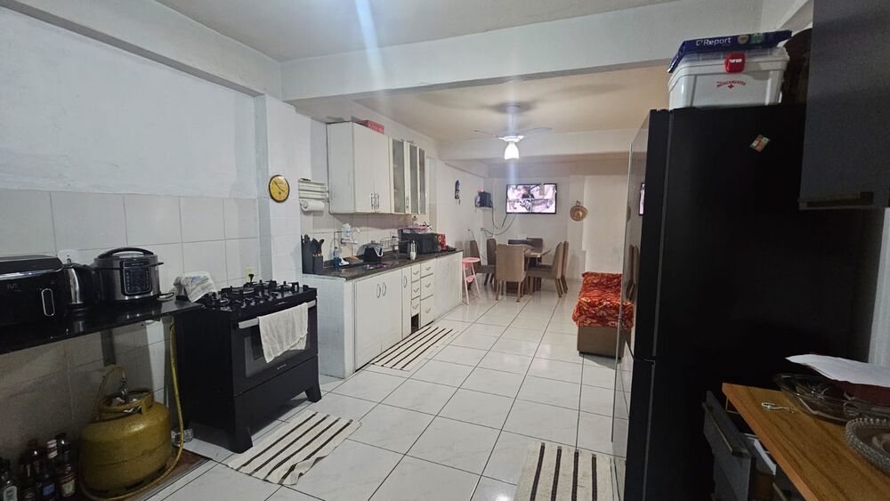 Casa, 9 quartos, 300 m² - Foto 2