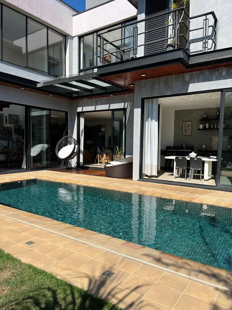 Sobrado, 4 quartos, 321 m² - Foto 2