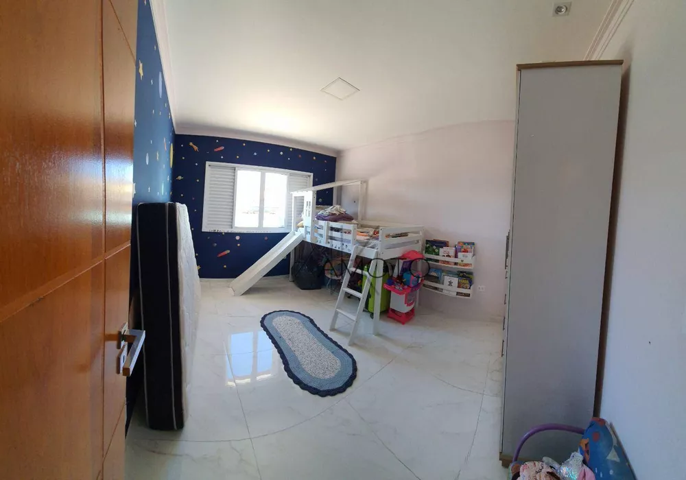 Casa à venda com 2 quartos, 111m² - Foto 2