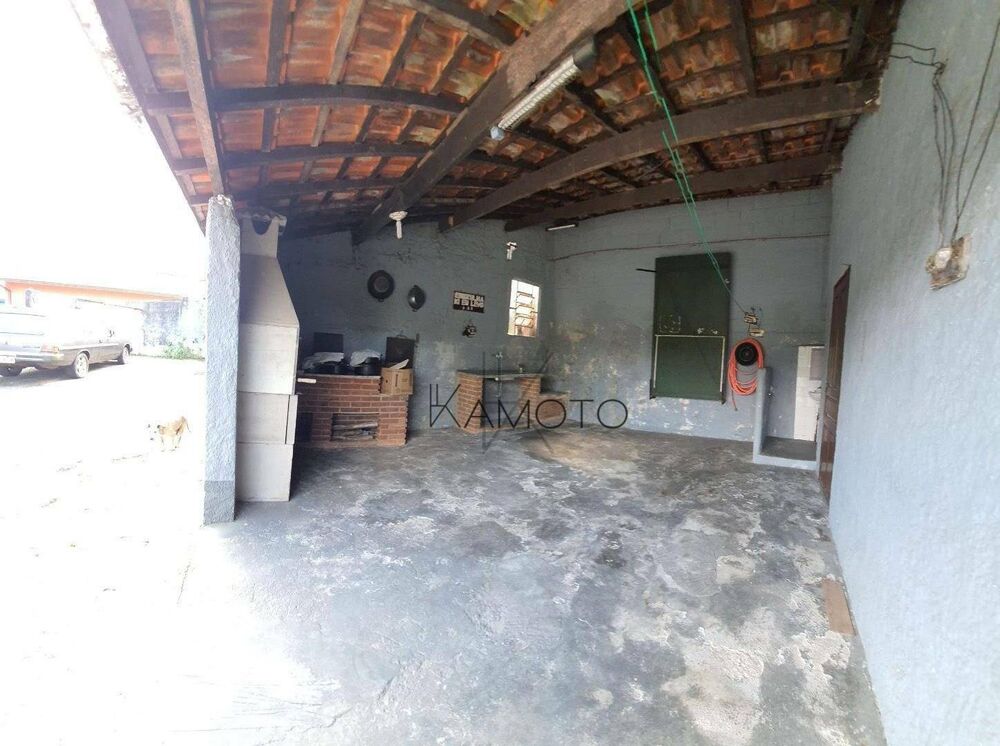 Casa à venda com 3 quartos, 160m² - Foto 1