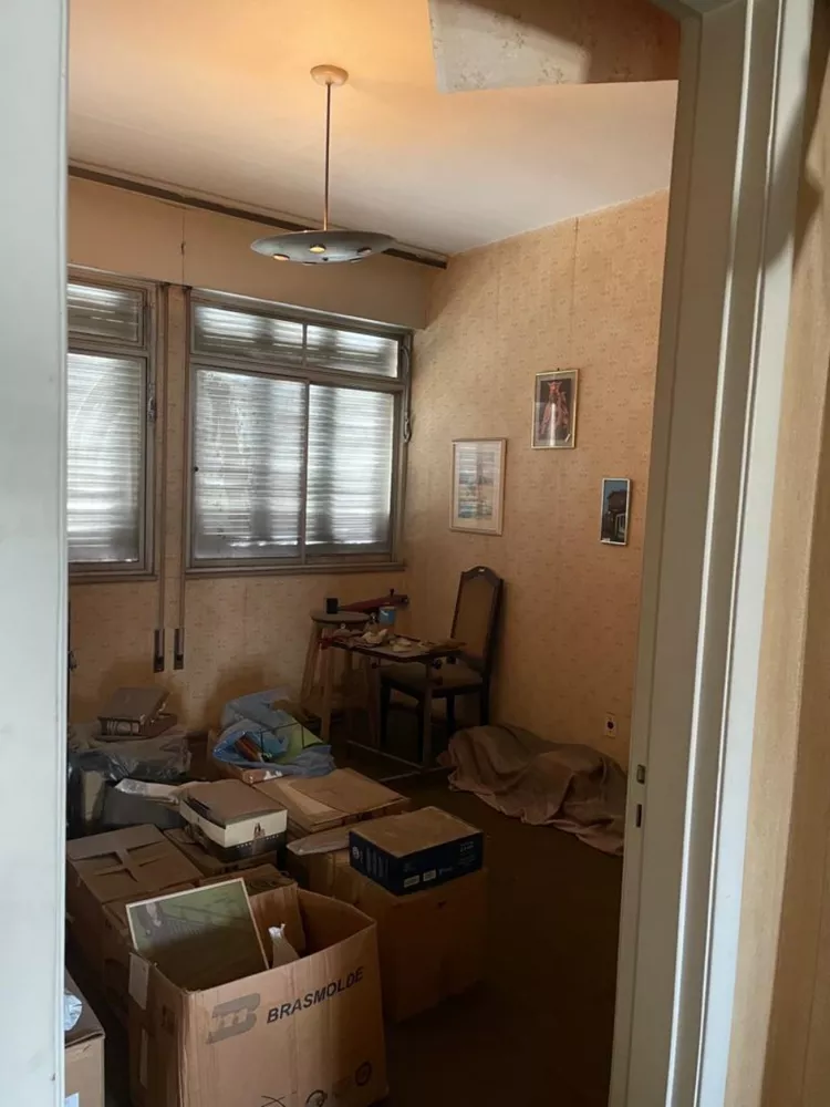 Apartamento à venda com 3 quartos, 140m² - Foto 4