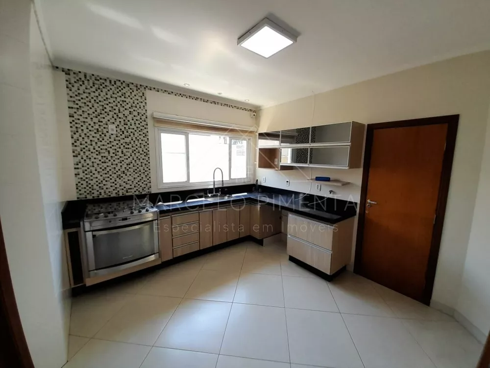 Casa, 4 quartos, 570 m² - Foto 2