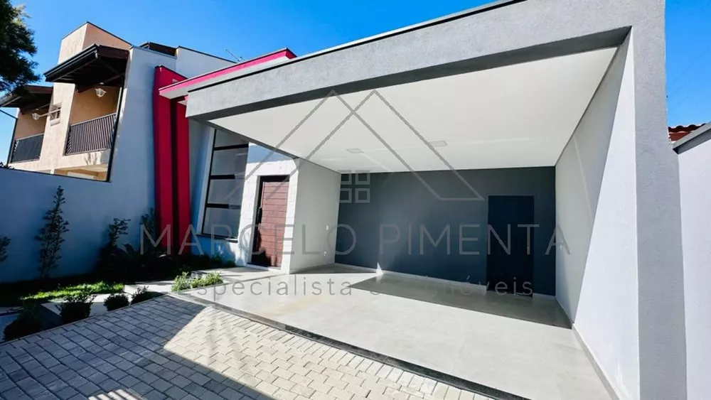 Casa à venda com 3 quartos, 300m² - Foto 2