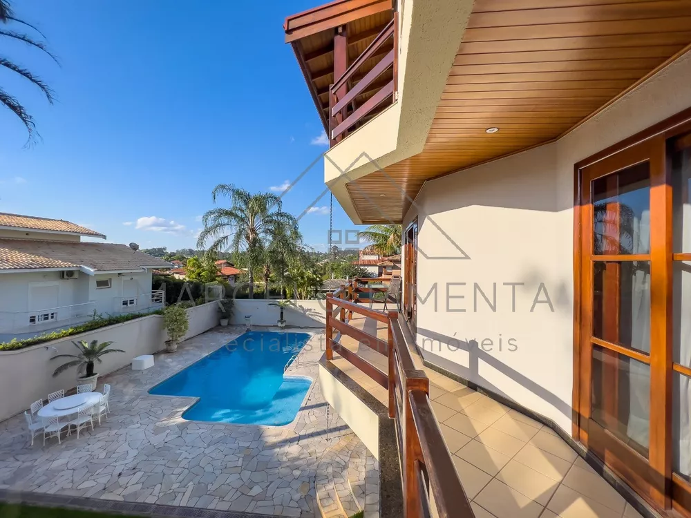 Casa, 4 quartos, 1229 m² - Foto 1