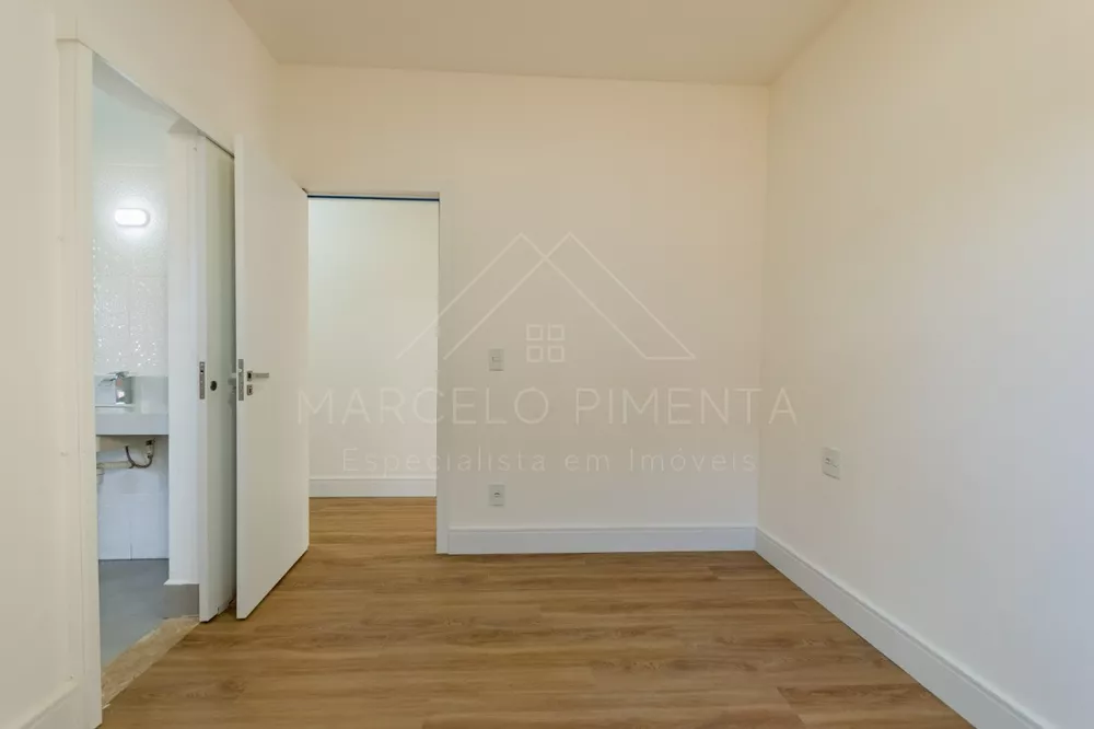 Casa à venda com 3 quartos, 300m² - Foto 12