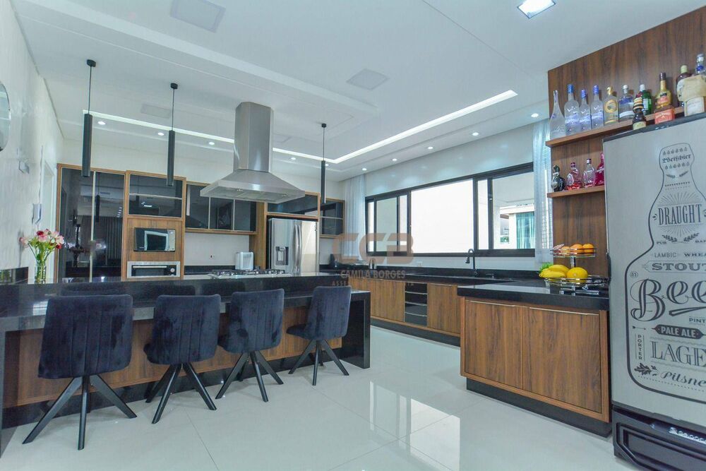 Casa de Condomínio à venda com 4 quartos, 494m² - Foto 3