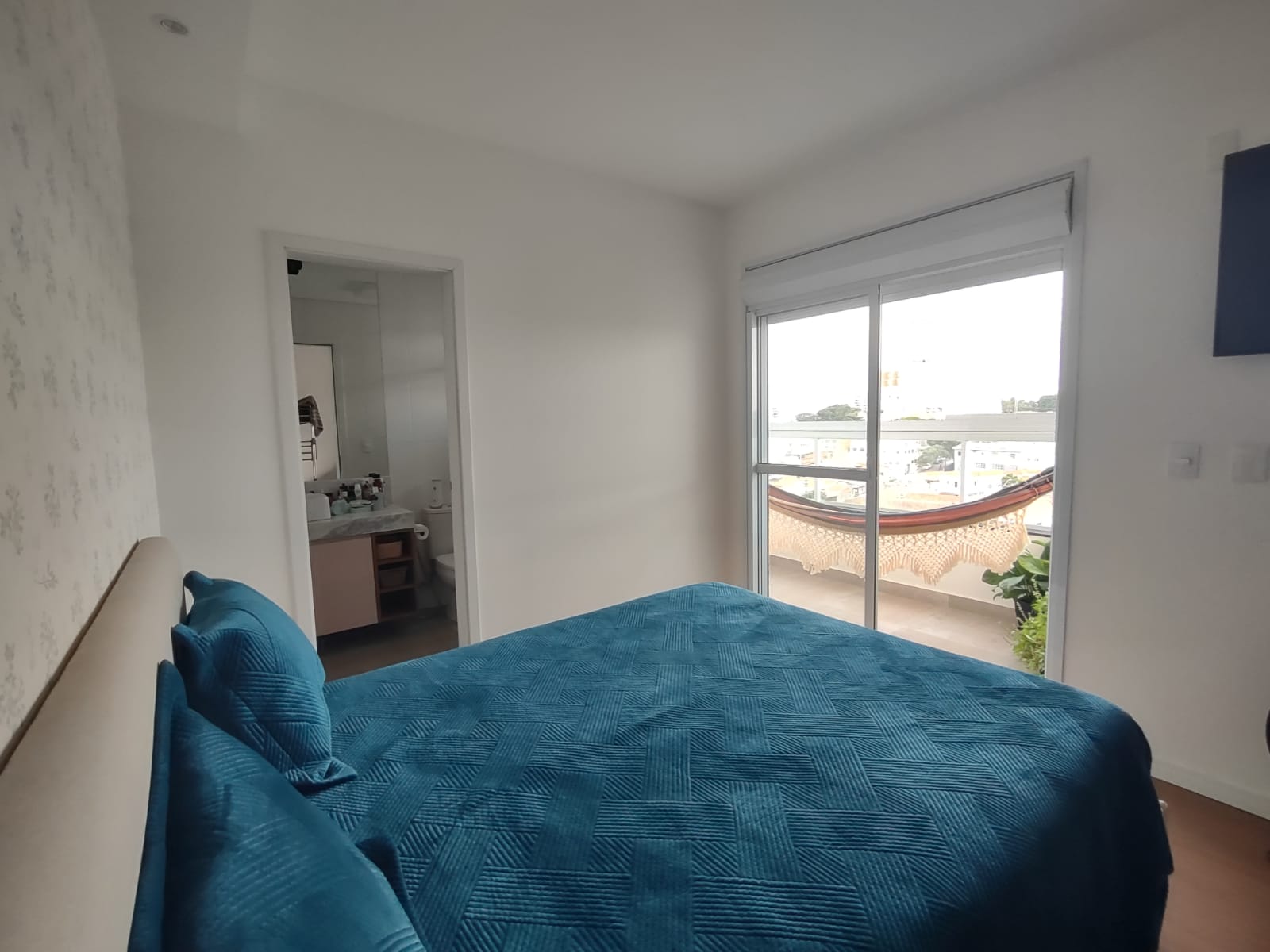 Apartamento à venda com 3 quartos, 97m² - Foto 12