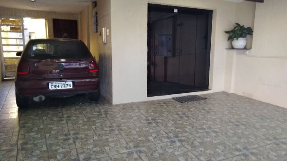 Casa, 6 quartos, 228 m² - Foto 2