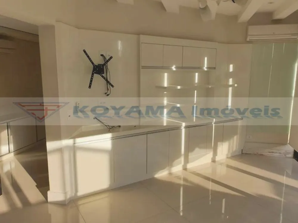 Cobertura, 3 quartos, 229 m² - Foto 2
