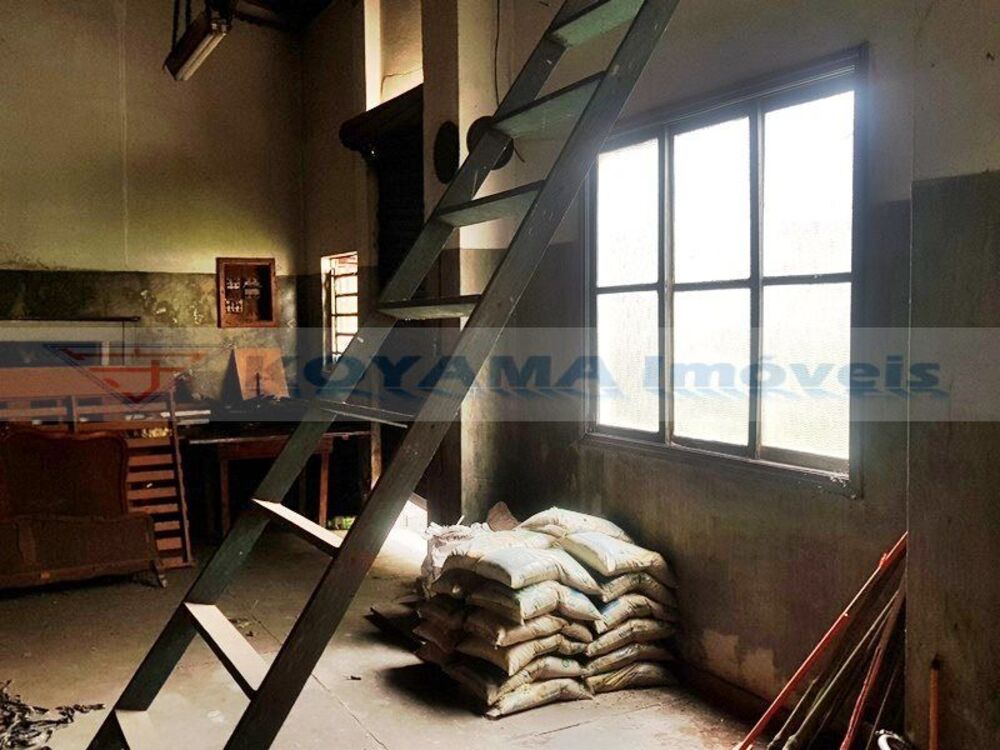 Casa à venda com 2 quartos, 190m² - Foto 3