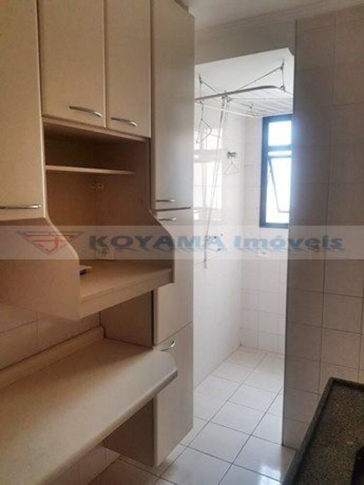 Apartamento à venda com 2 quartos, 55m² - Foto 17