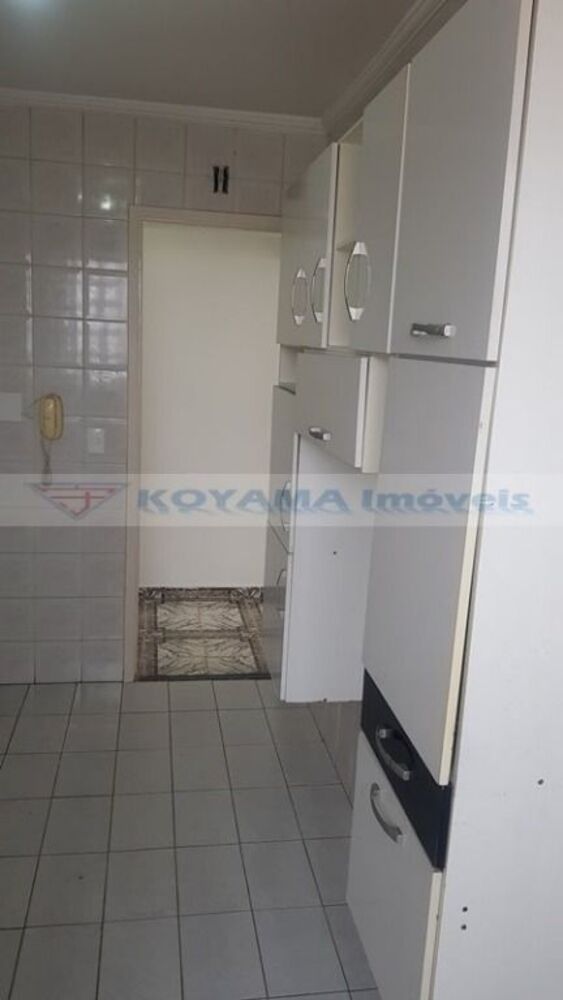 Apartamento à venda com 2 quartos, 70m² - Foto 3