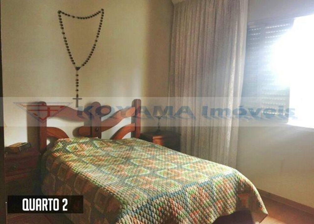 Sobrado à venda com 4 quartos, 243m² - Foto 1