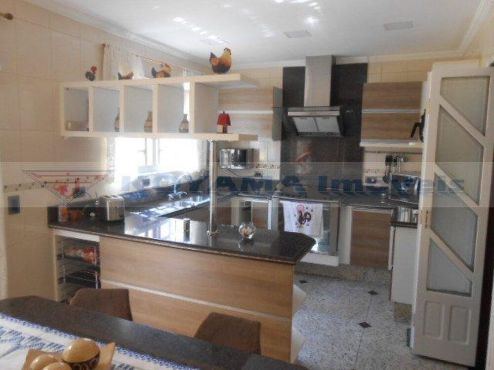 Sobrado, 3 quartos, 286 m² - Foto 2